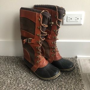Sorel Carly Conquest boots size 8